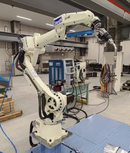 溶接ロボット